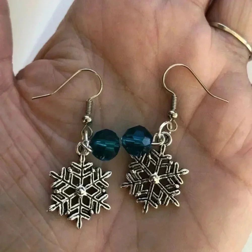 Snowflake Blue Silver Handmade Drop Earrings NWT